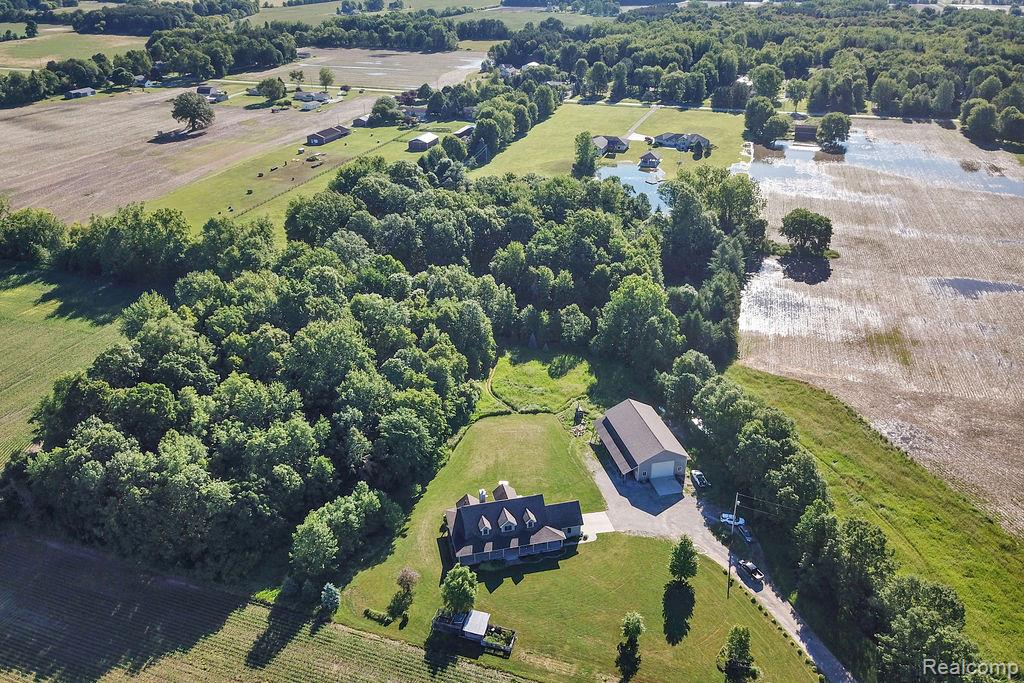 14380 Dice Road Property Photo 4
