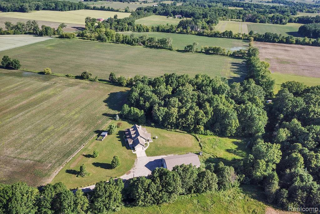 14380 Dice Road Property Photo 7