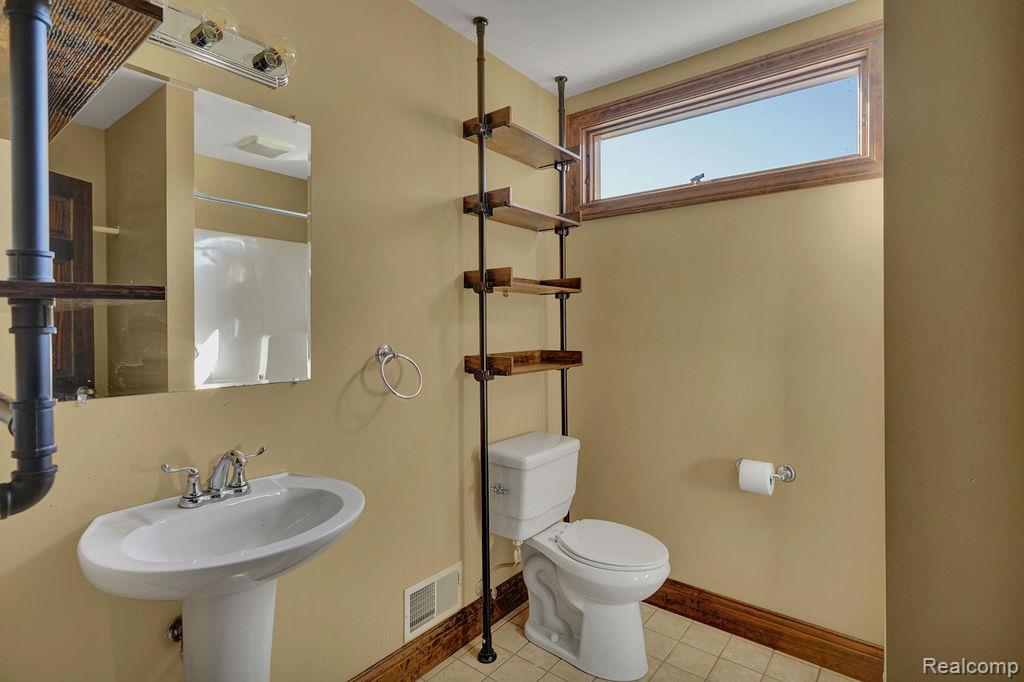 14380 Dice Road Property Photo 46