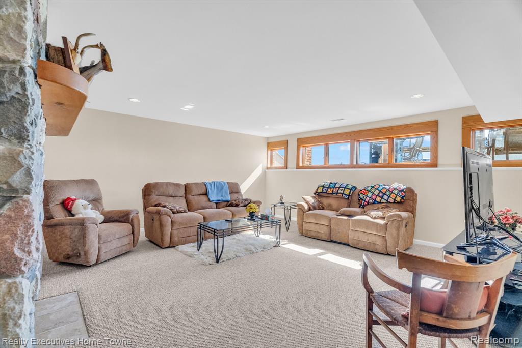 2975 Sandy Oaks Lane Property Photo 42