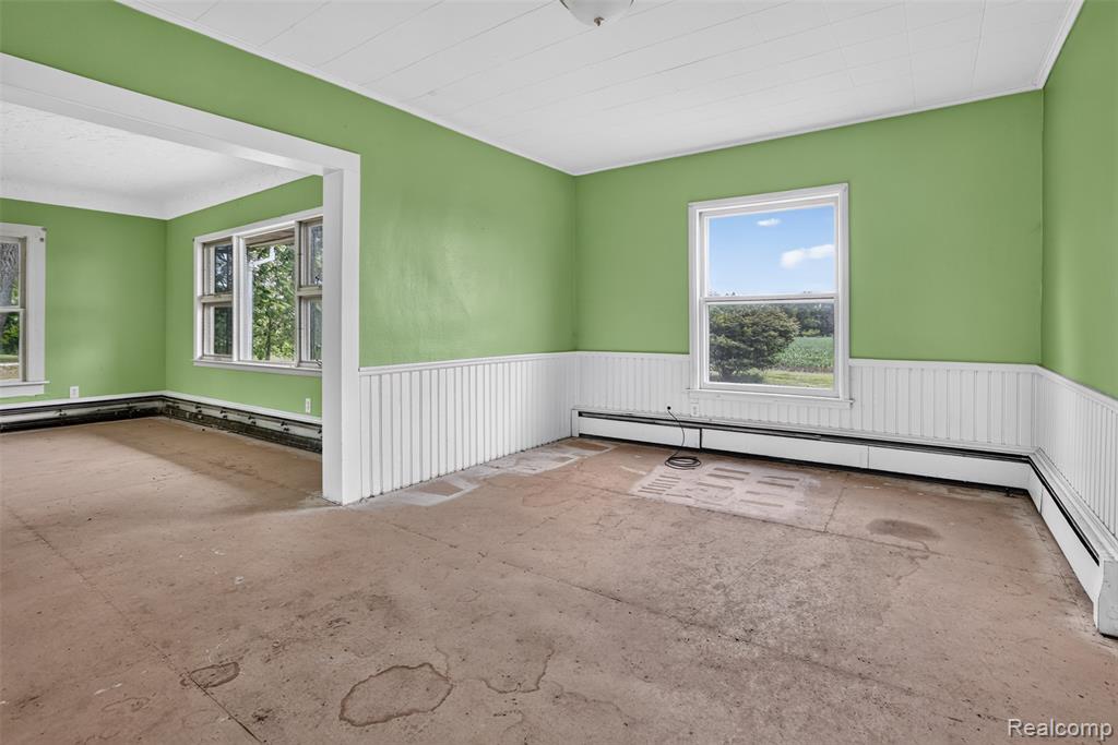 6007 Leix Road Property Photo 5