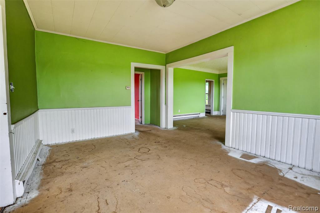 6007 Leix Road Property Photo 6