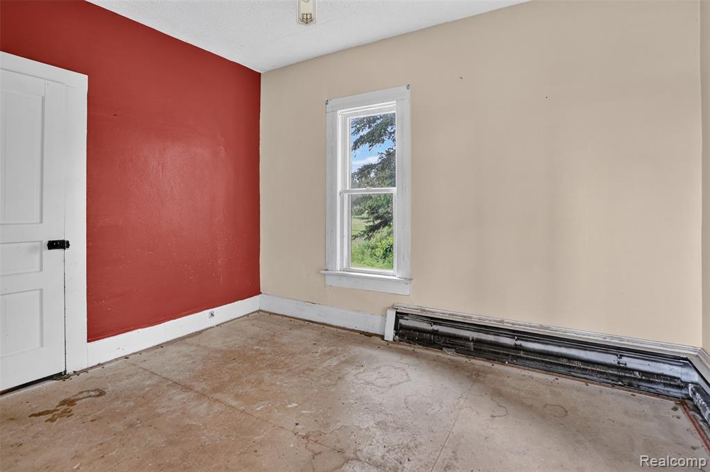 6007 Leix Road Property Photo 16
