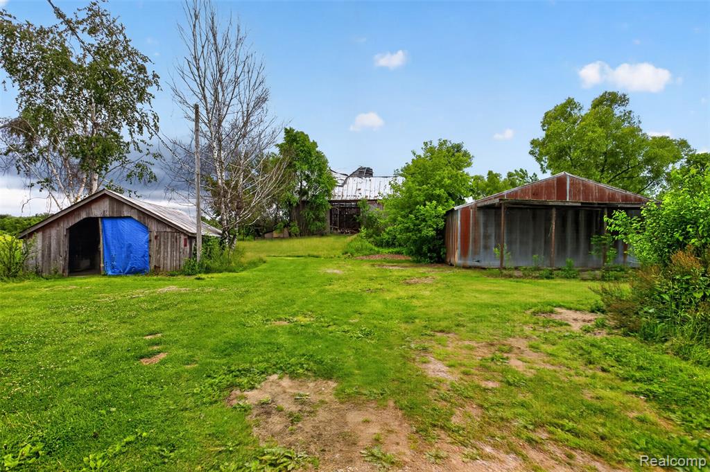 6007 Leix Road Property Photo 33