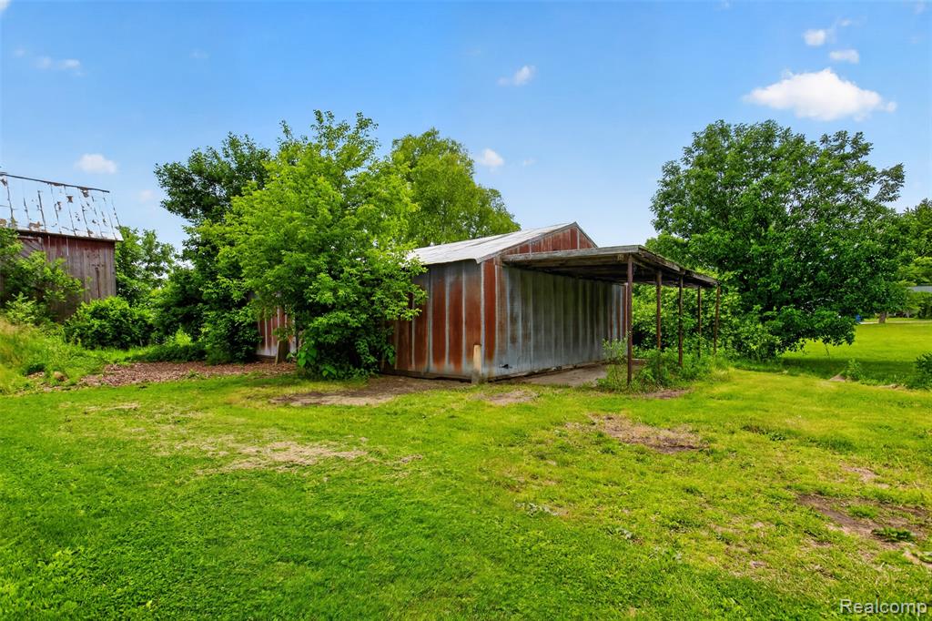 6007 Leix Road Property Photo 34