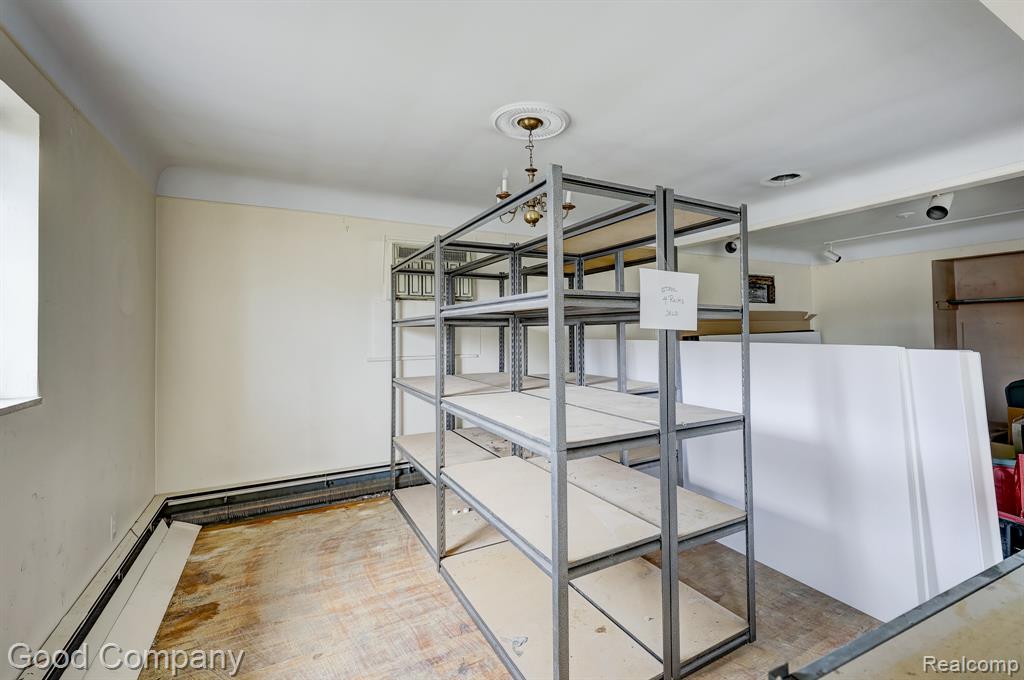 23919 John R Road Property Photo 9