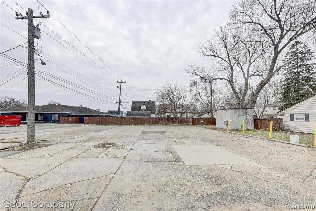 23919 John R Road Property Photo 44
