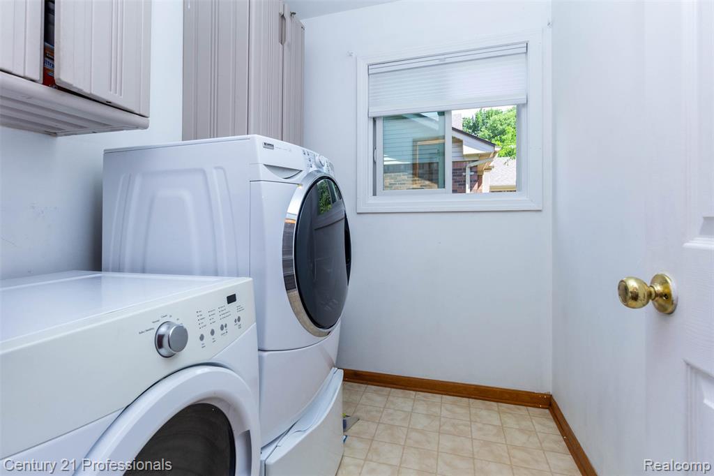 6241 Smithfield Drive Property Photo 35