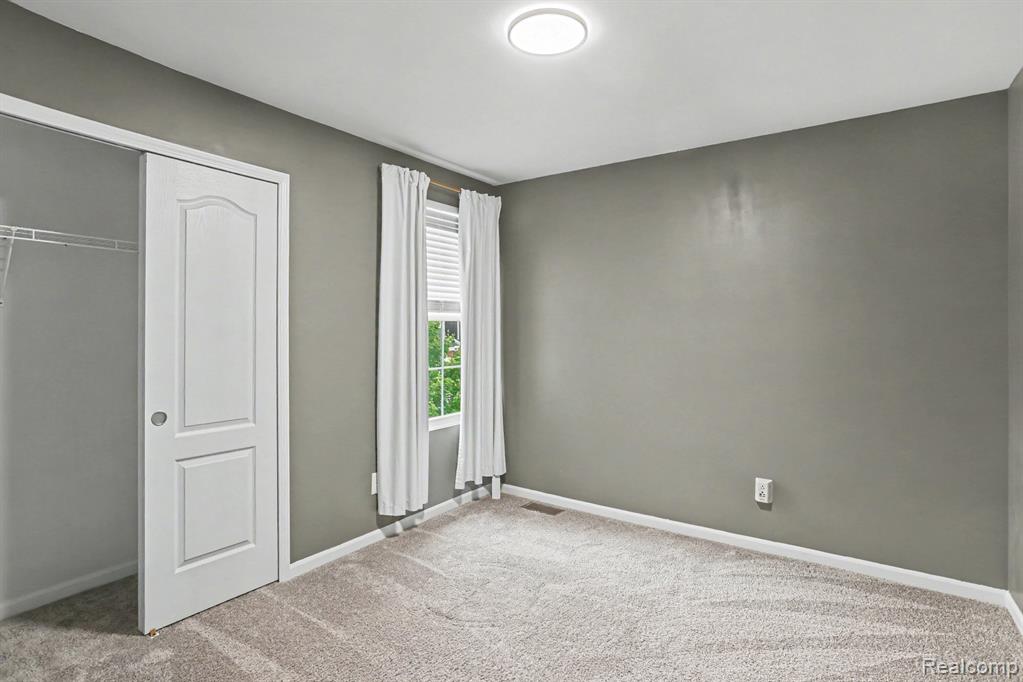 4871 Broomfield Way Property Photo 18