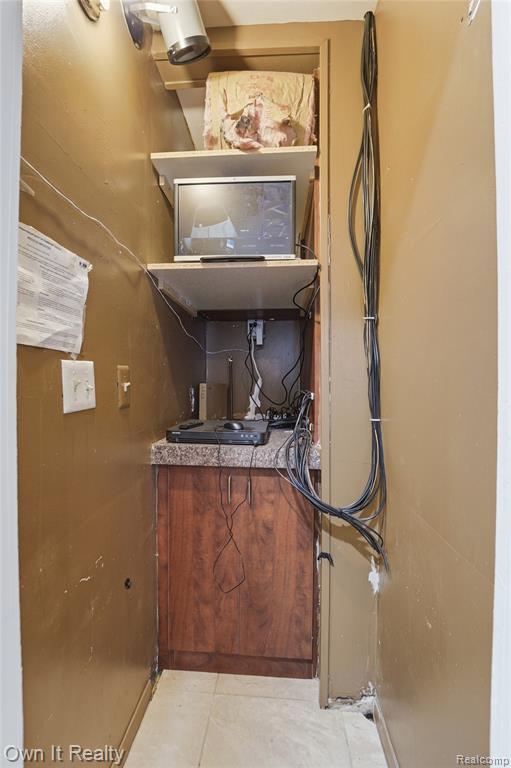 7247 Schaefer Road Property Photo 17