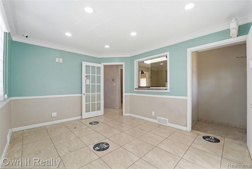 7247 Schaefer Road Property Photo 18