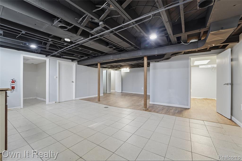 7247 Schaefer Road Property Photo 24