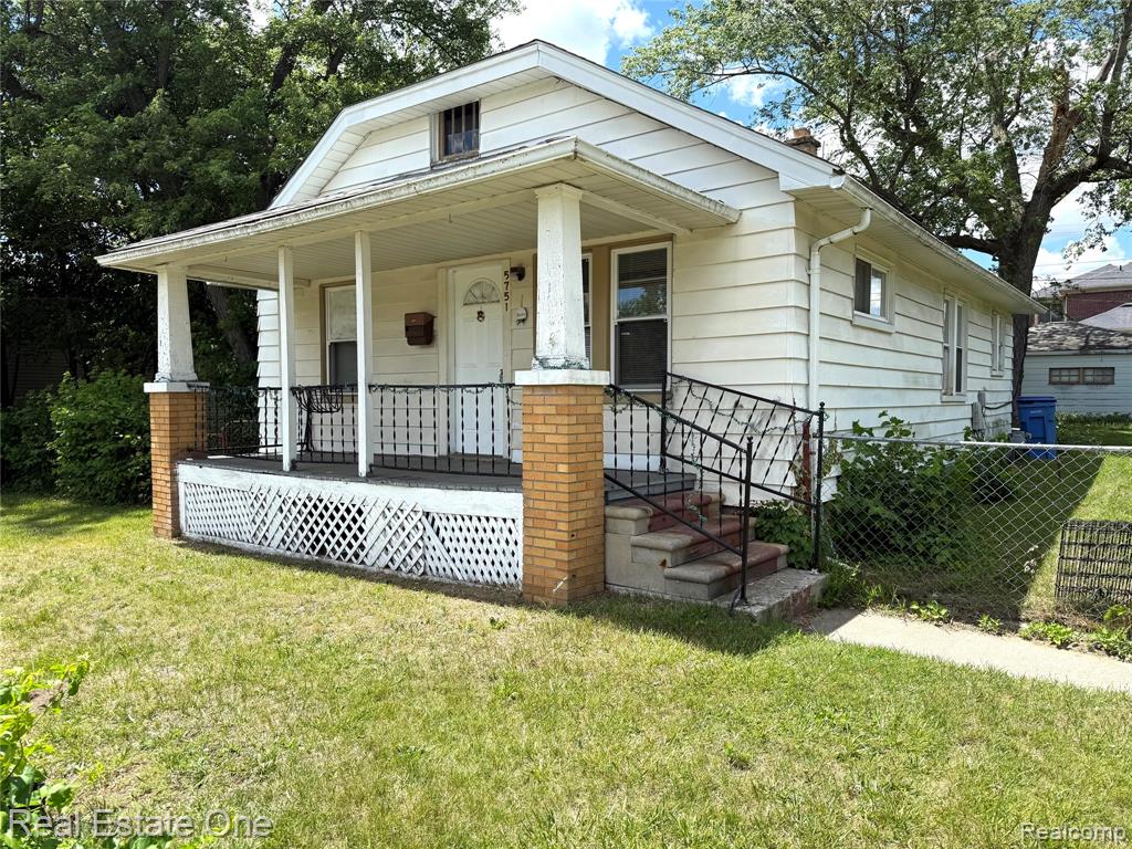 5751 Drexel Street Property Photo 1