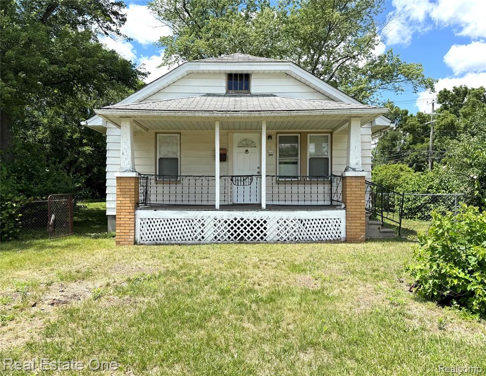 5751 Drexel Street Property Photo 11
