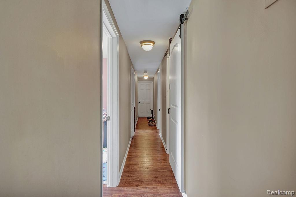 5607 Genesee Avenue Property Photo 14