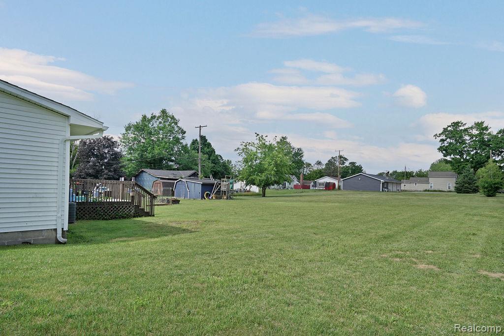 5607 Genesee Avenue Property Photo 22