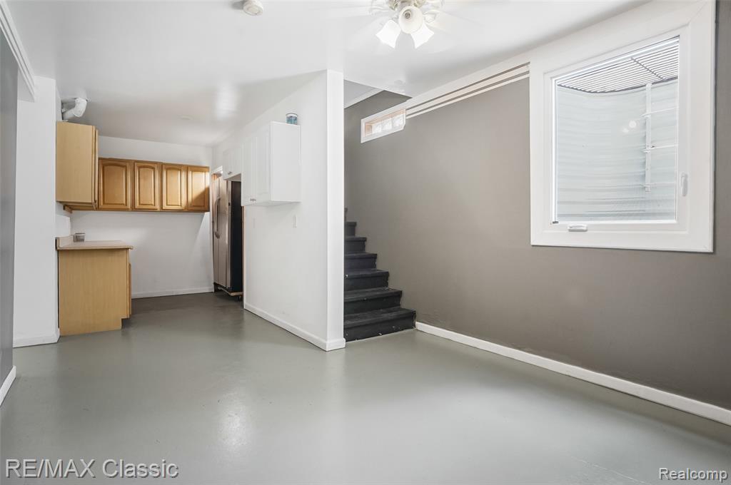 525 E Lewiston Avenue Property Photo 20