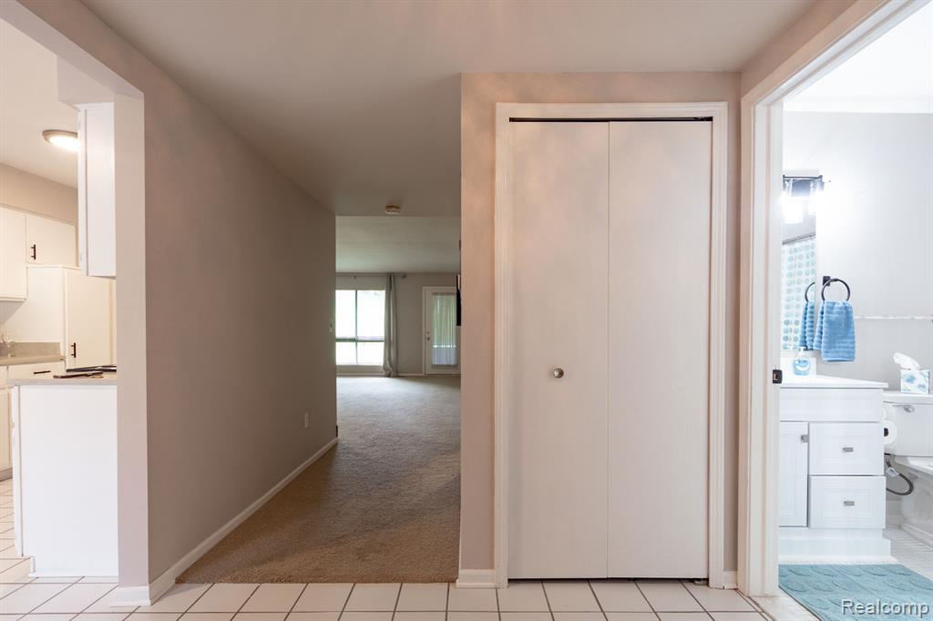 936 Wexford Way Property Photo 6