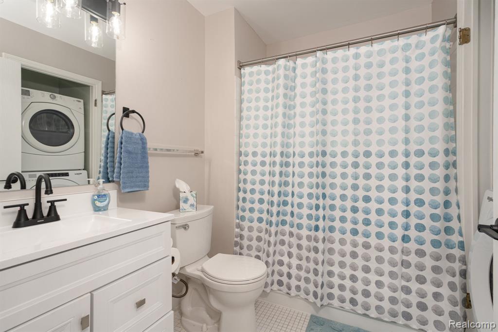 936 Wexford Way Property Photo 14