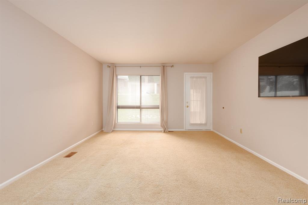 936 Wexford Way Property Photo 21