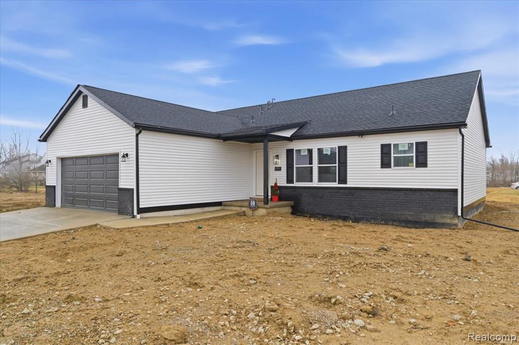4396 Bridgeport Court Property Photo 4