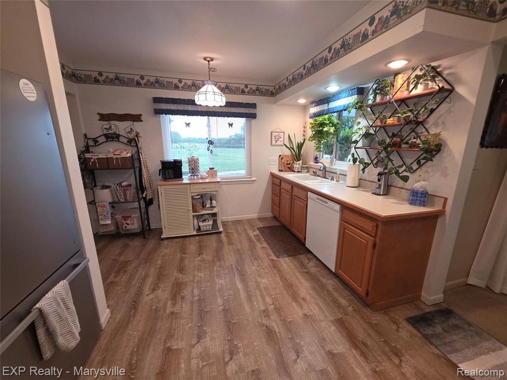 11232 Yale Road Property Photo 6
