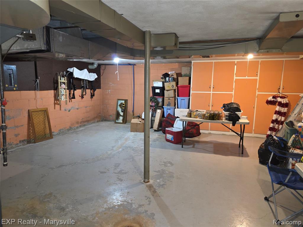 11232 Yale Road Property Photo 22
