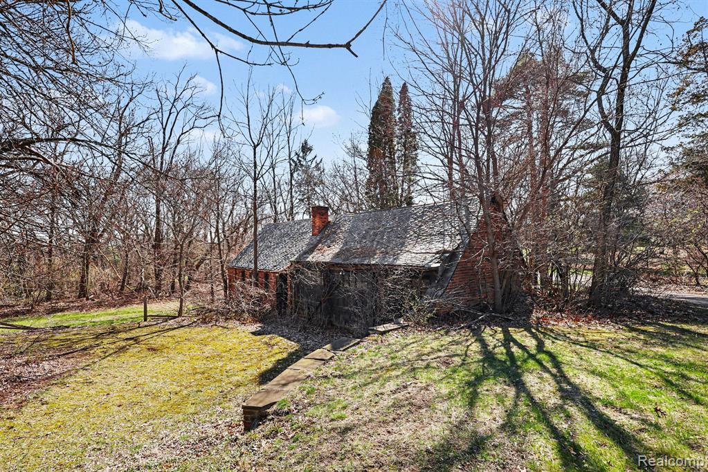 32020 Franklin Road Property Photo 11
