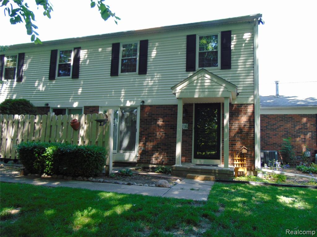 44167 Providence Drive Property Photo 1