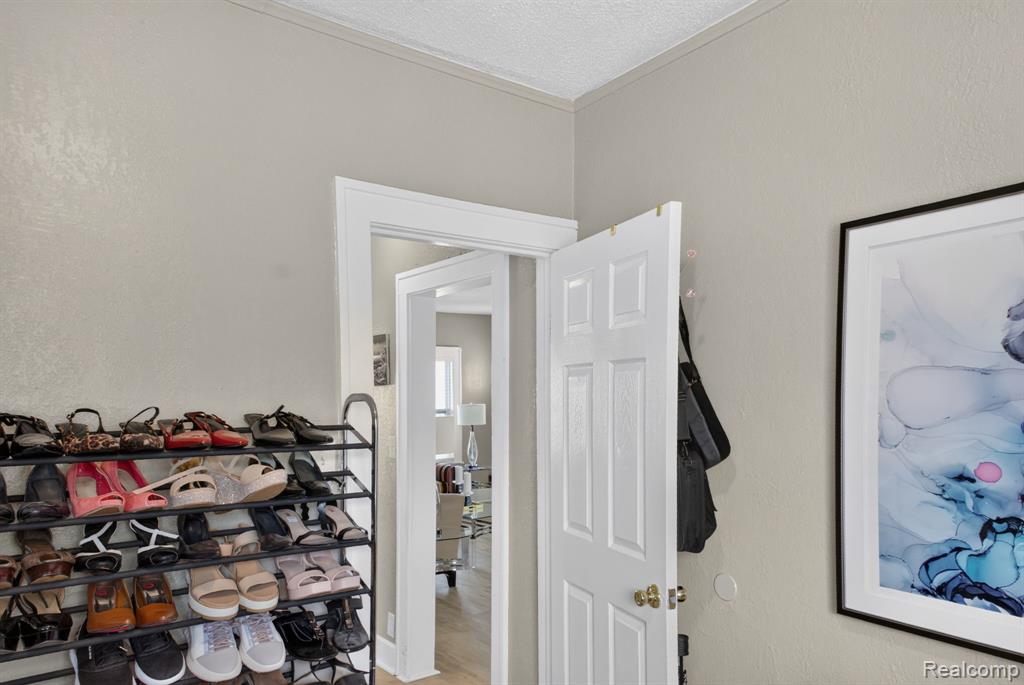 15859 Santa Rosa Drive Property Photo 15
