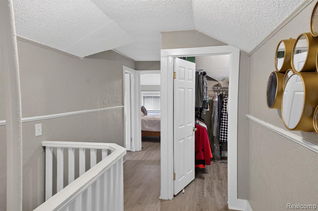 15859 Santa Rosa Drive Property Photo 16