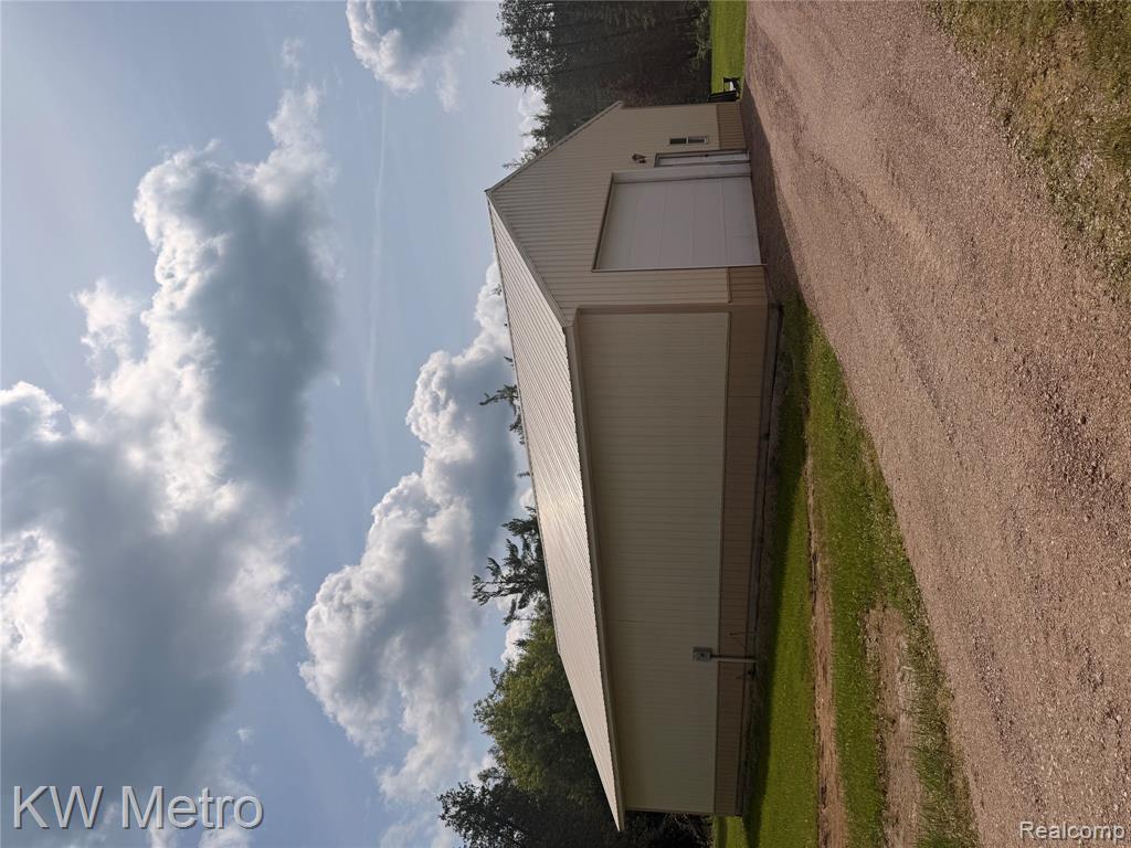 5749 Schultz Road Property Photo 2