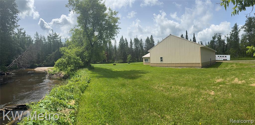 5749 Schultz Road Property Photo 16