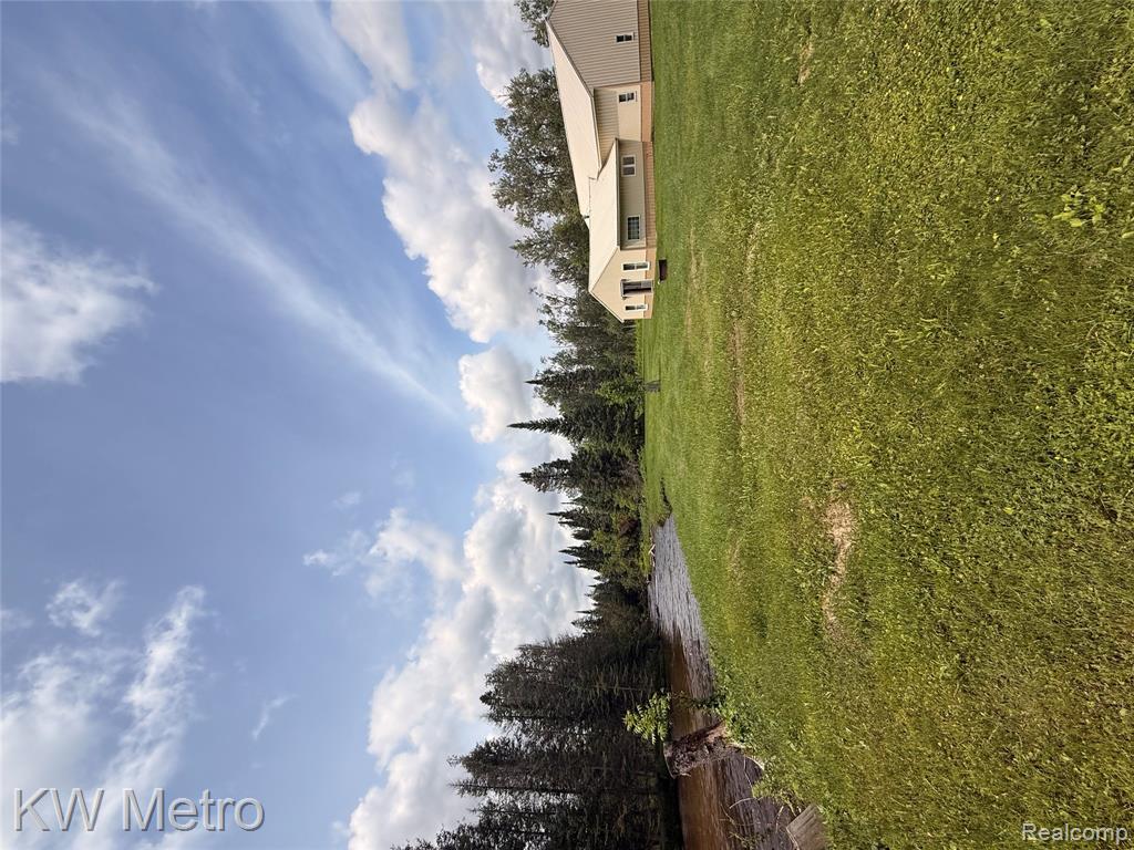5749 Schultz Road Property Photo 17