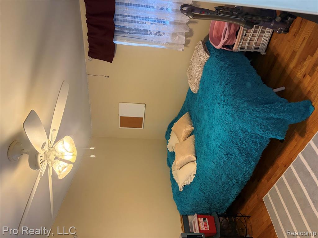 830 S Venoy Road Property Photo 5