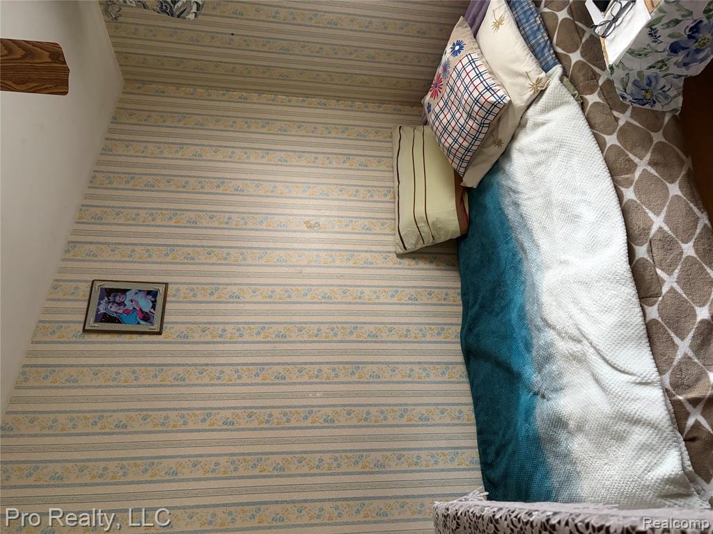 830 S Venoy Road Property Photo 6