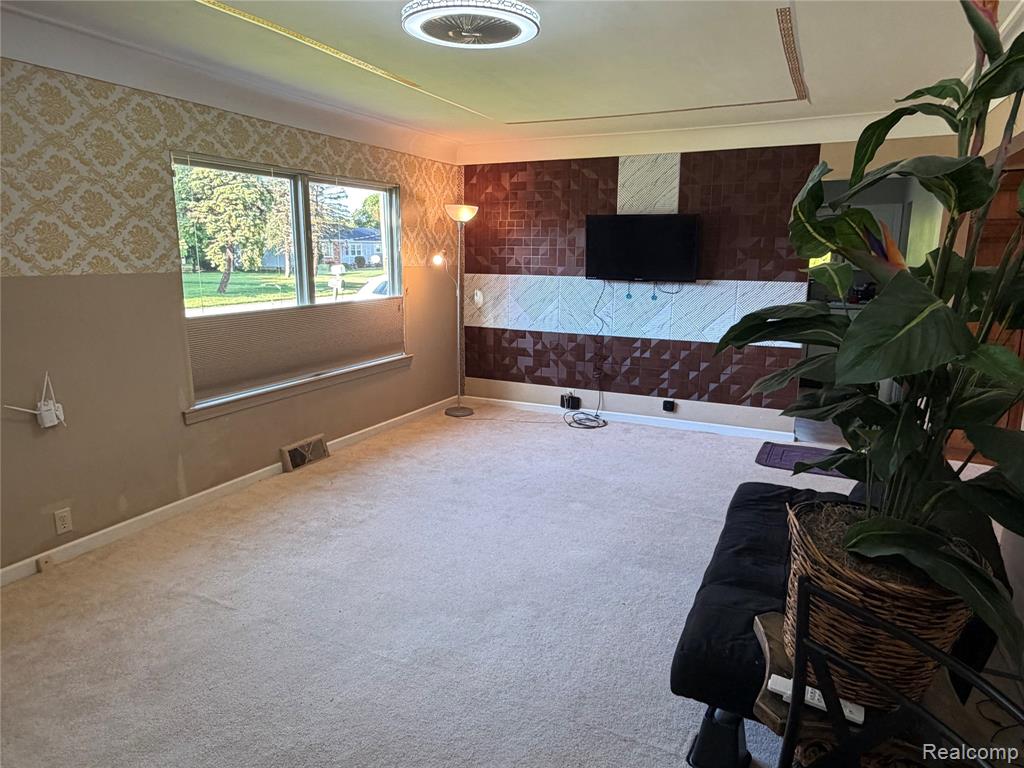 2030 Orpington Drive Property Photo 2