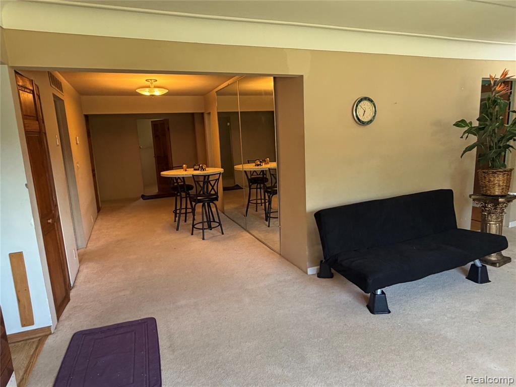 2030 Orpington Drive Property Photo 6