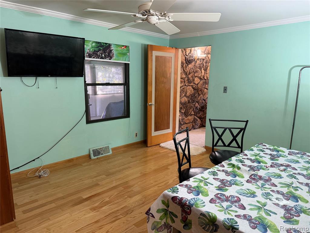 2030 Orpington Drive Property Photo 8