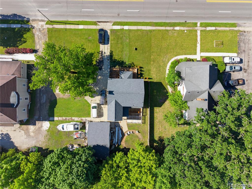 1624 Gratiot Avenue Property Photo 3