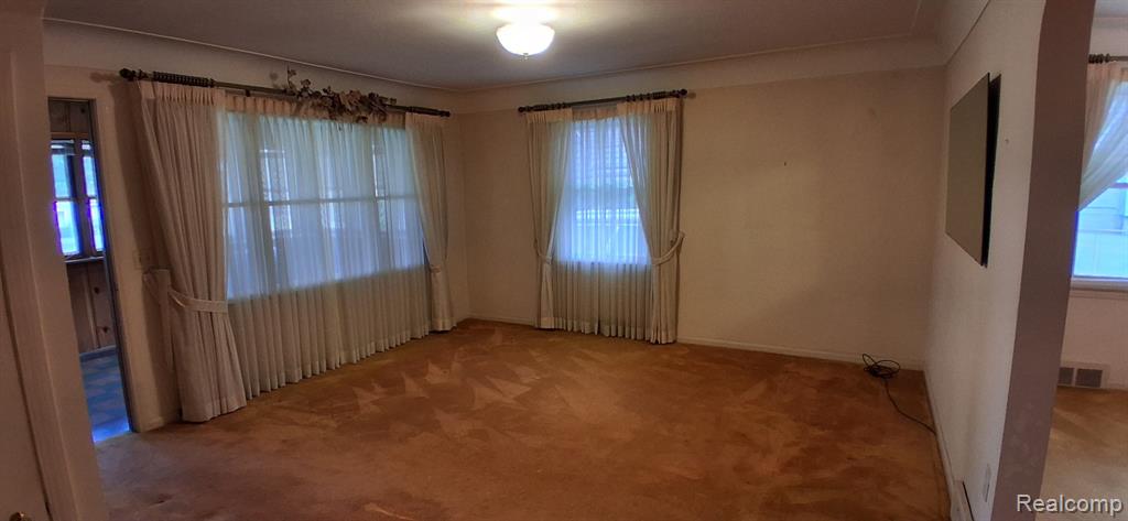 1810 Thorndale Street Property Photo 3