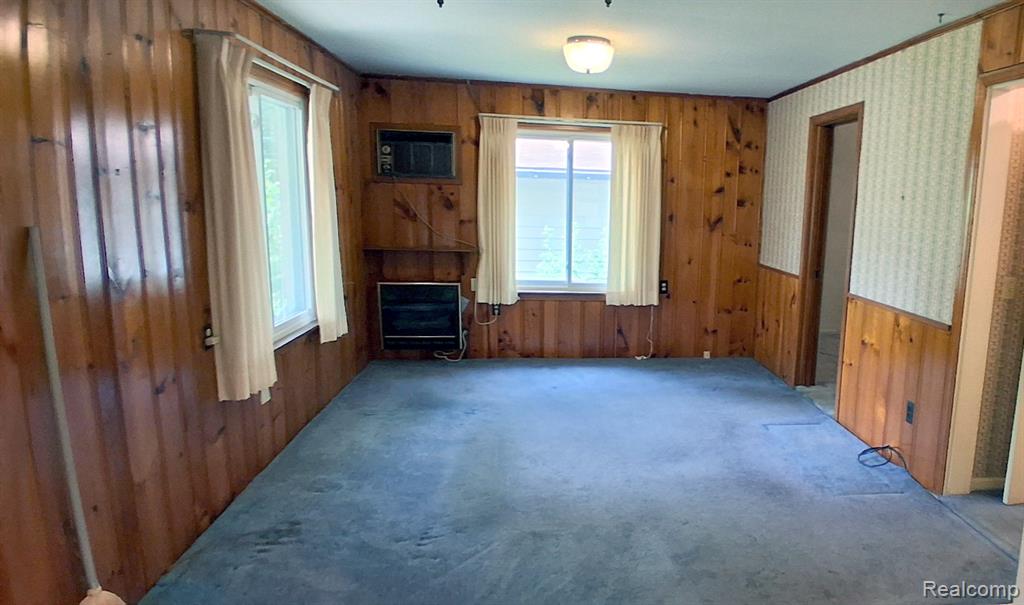 1810 Thorndale Street Property Photo 14