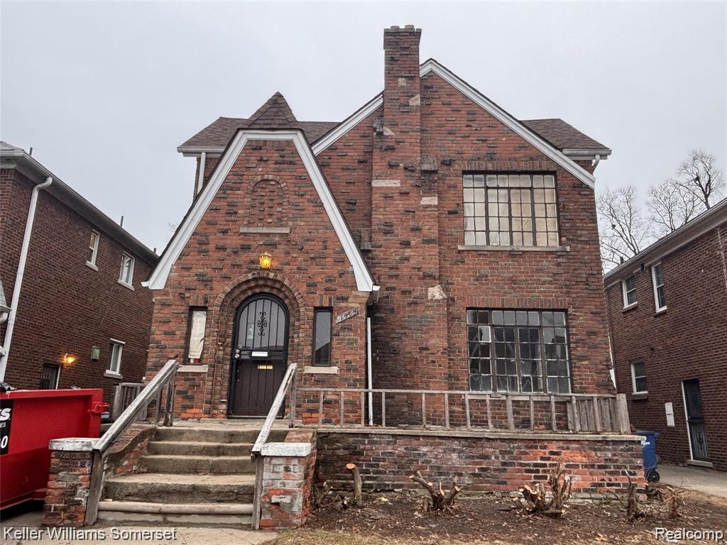 17606 Roselawn Street Property Photo 1