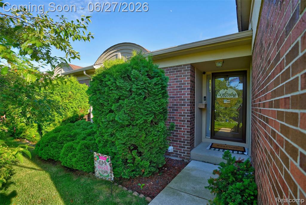 15908 Plymouth Drive Property Photo 8
