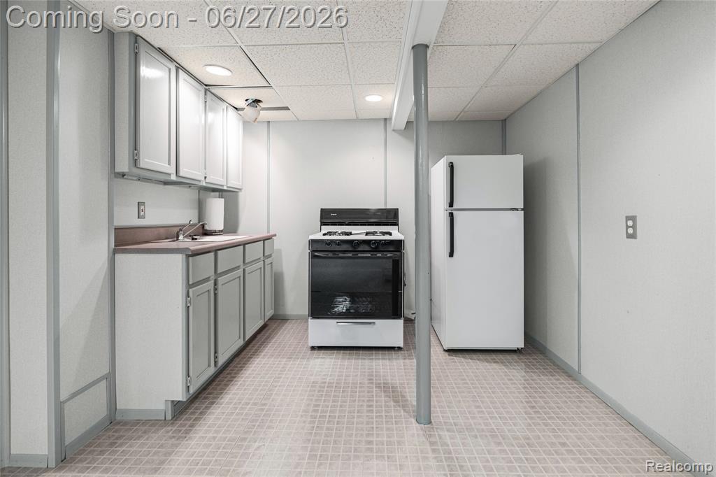 15908 Plymouth Drive Property Photo 47