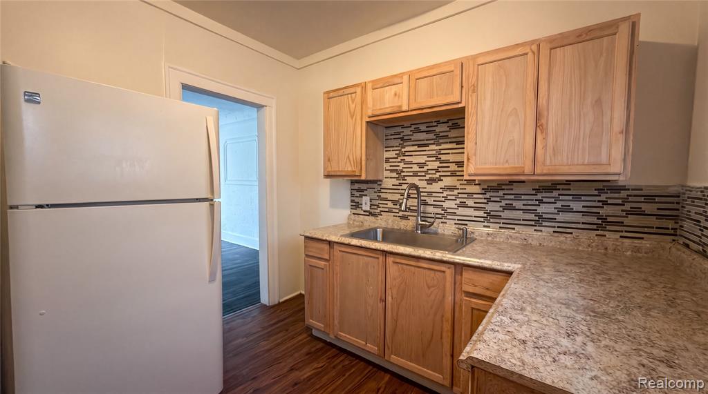 5771 Chatsworth Street Property Photo 7
