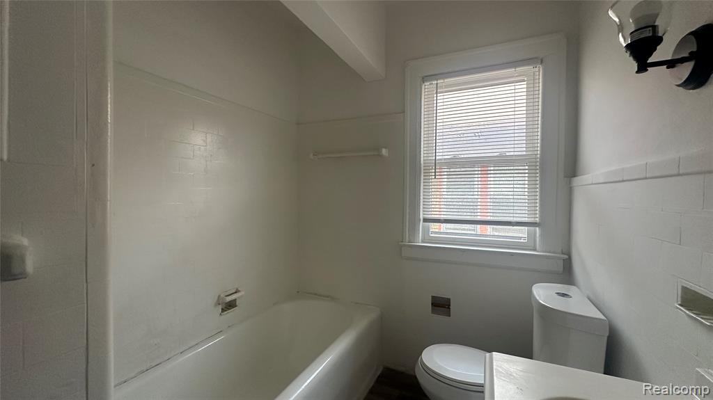 5771 Chatsworth Street Property Photo 13