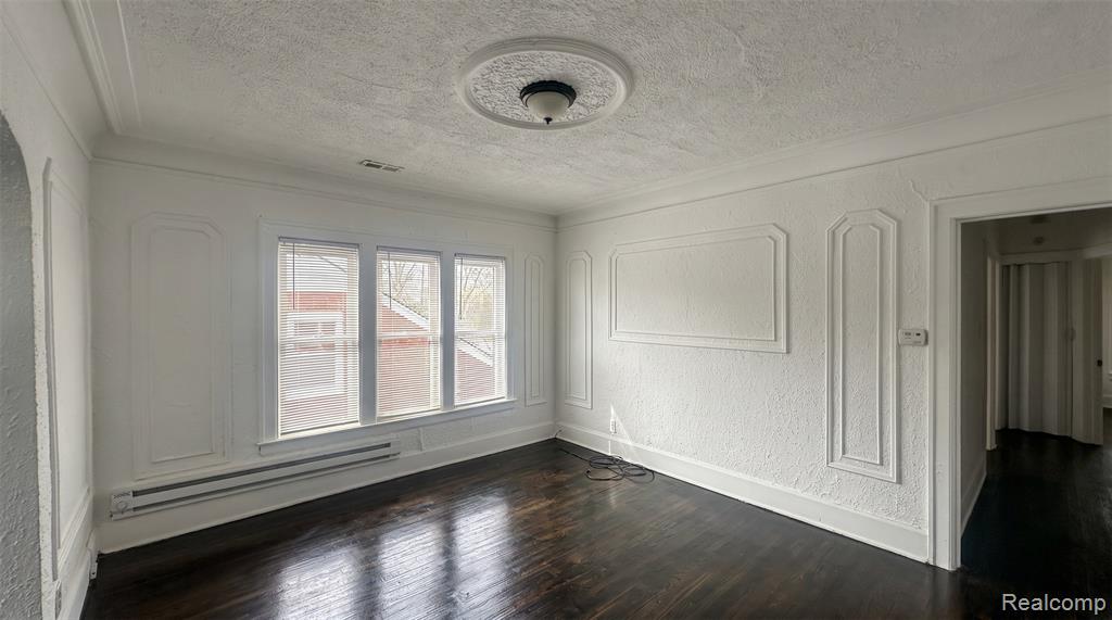 5771 Chatsworth Street Property Photo 14
