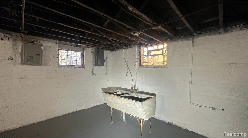 5771 Chatsworth Street Property Photo 18