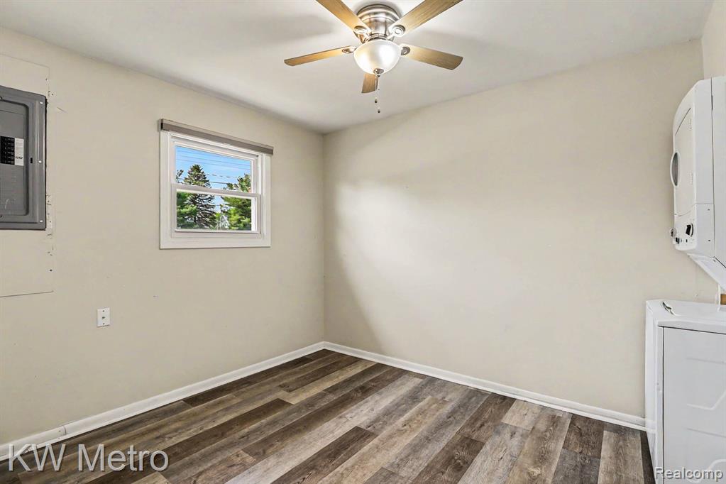657 Dunleavy Drive Property Photo 15